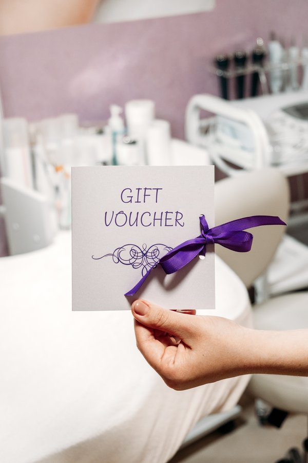 Exemples de bons cadeaux personnalisés pour votre institut de beauté